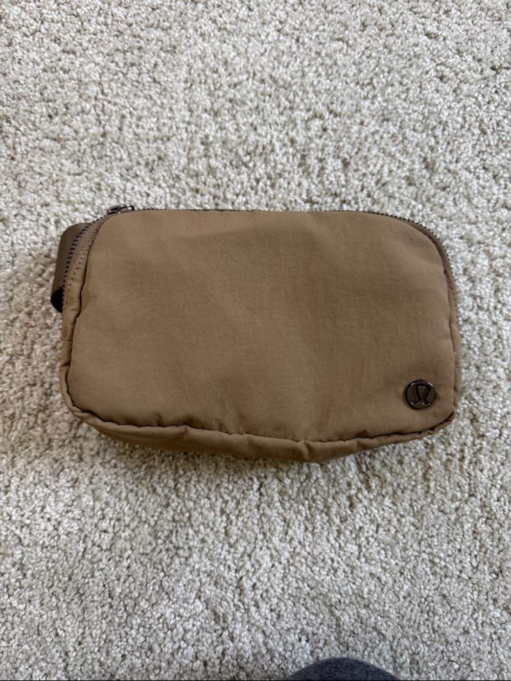 LULULEMON Tan Khaki Belt Bag